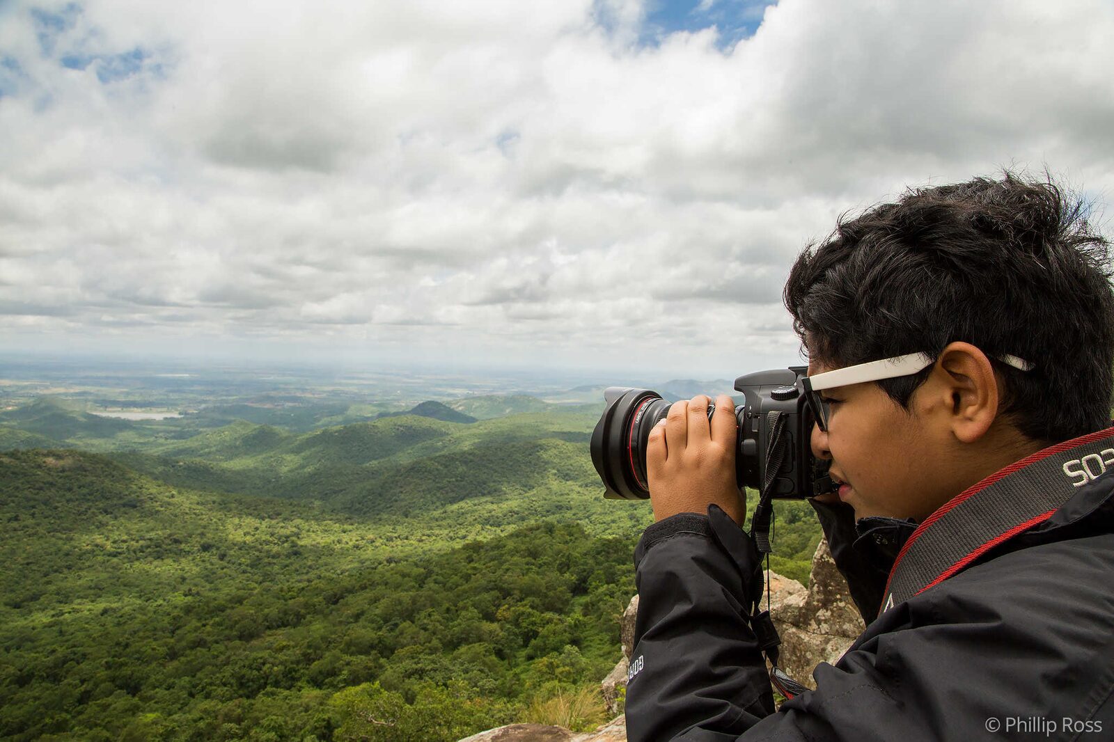 Kids Photographing landscape on our Kids Photography Workshop in Bangalore