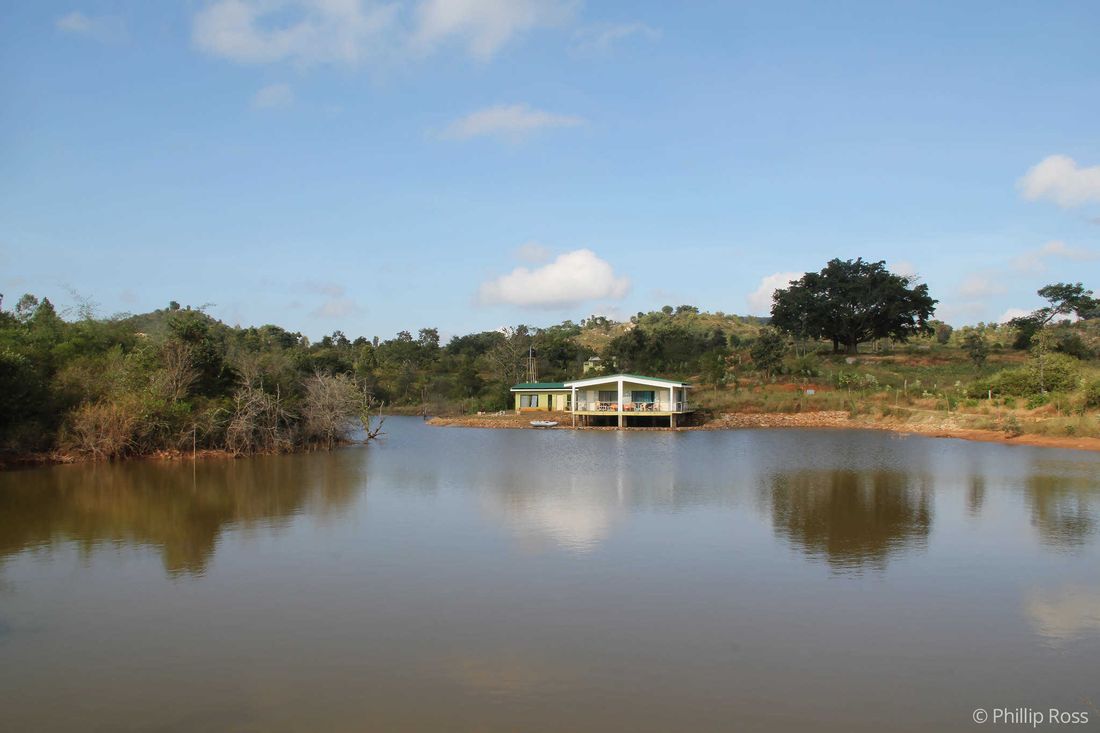 Early morning light over the lake at The Outback Farm and Homestay